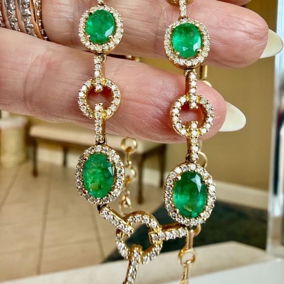 Effy 14 karat gold 8 carats  emerald and diamond  Necklace - Picture 7 of 14